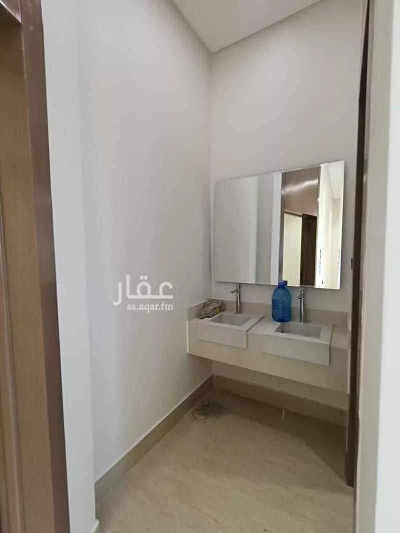 فيلا 5 غرف في طويق 19