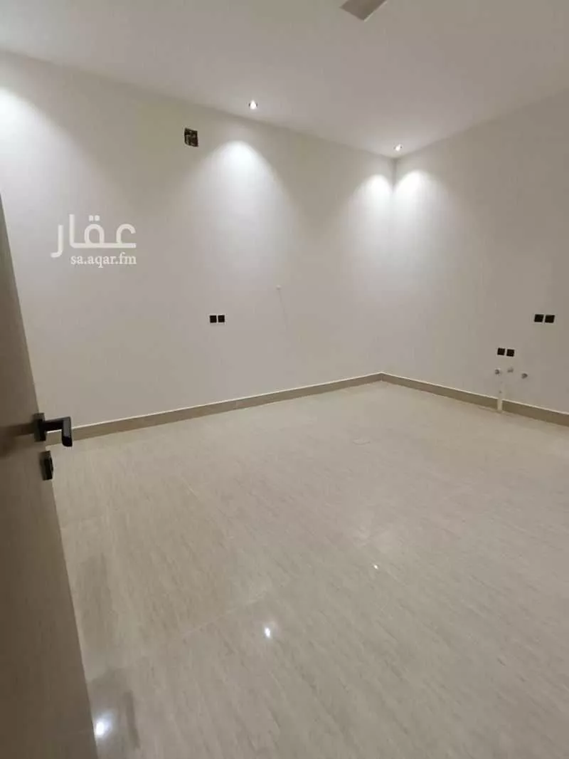 فيلا 5 غرف في طويق 8