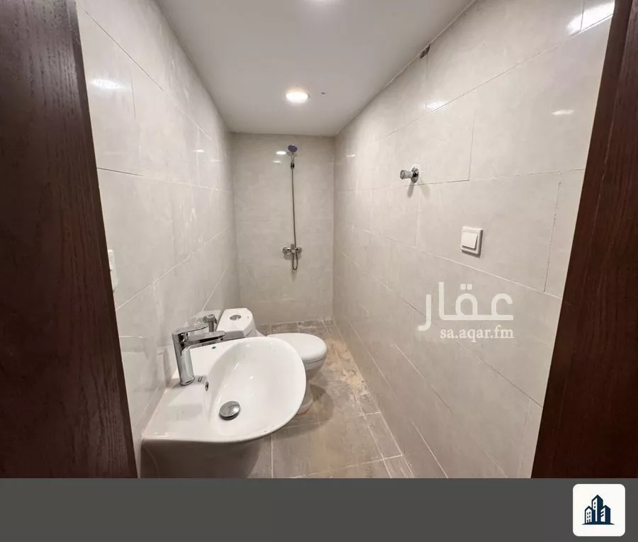 3 bedroom villa in Al Janadriyah 17