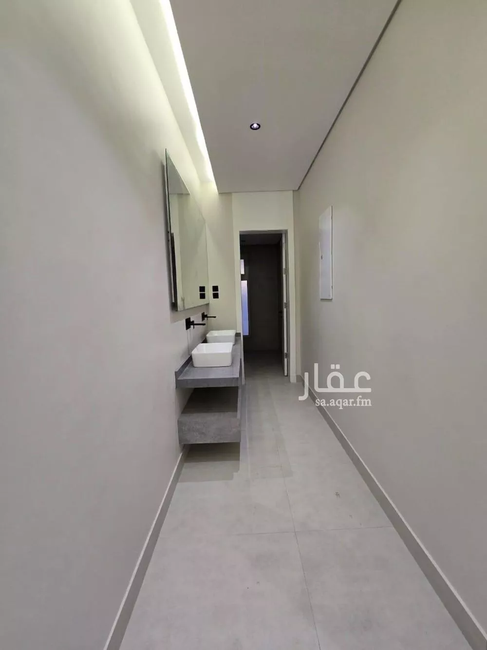 فيلا 7 غرف في العارض 19