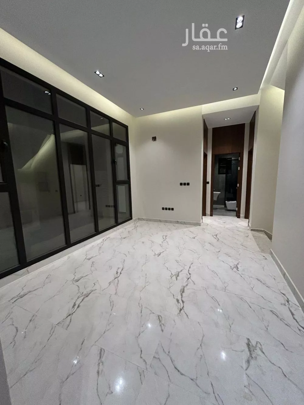 5 bedroom villa in Al Narjis 20