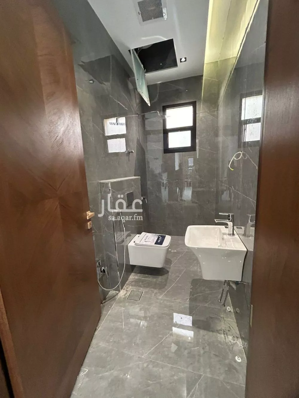 5 bedroom villa in Al Narjis 3