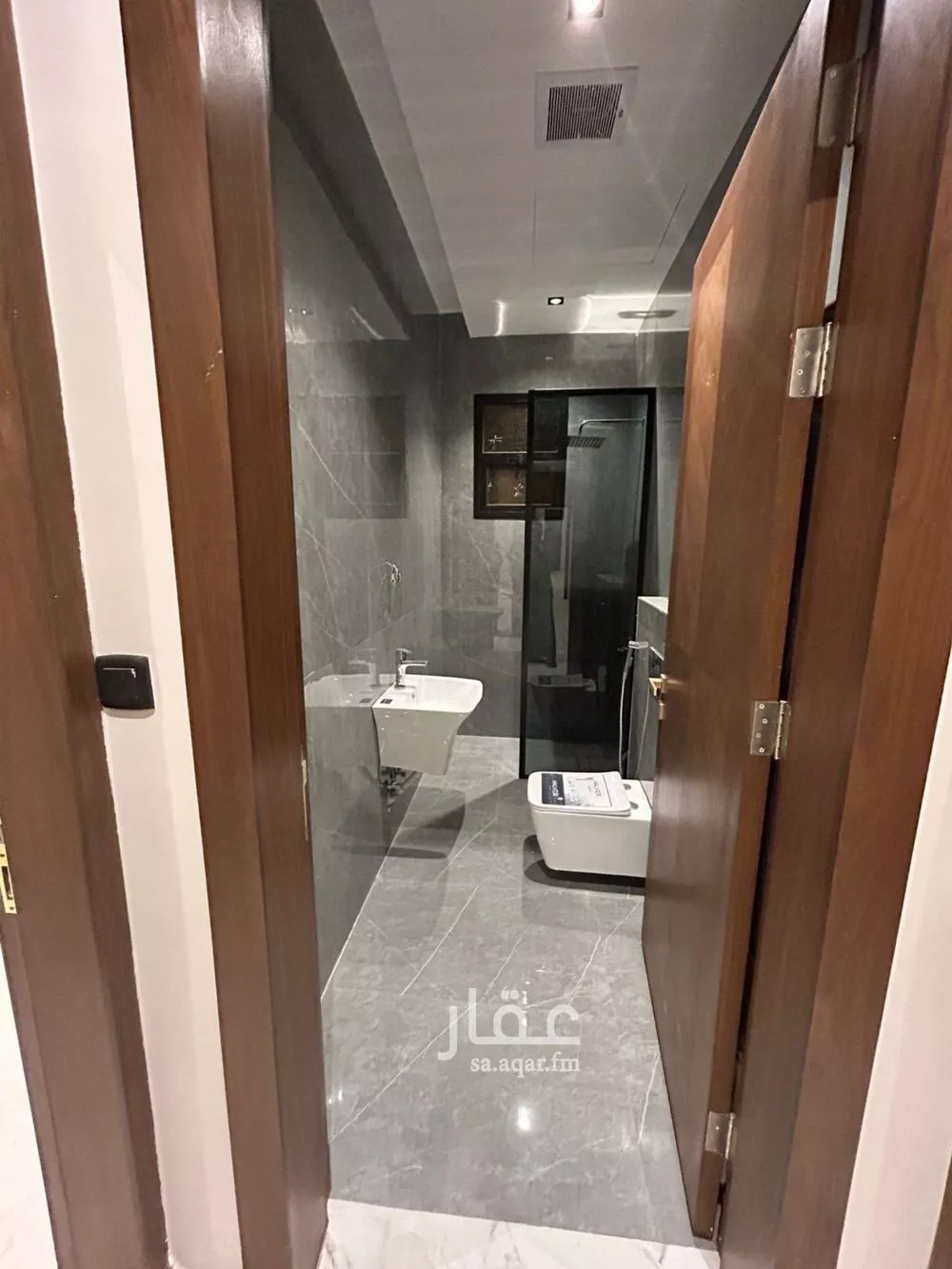 5 bedroom villa in Al Narjis 24
