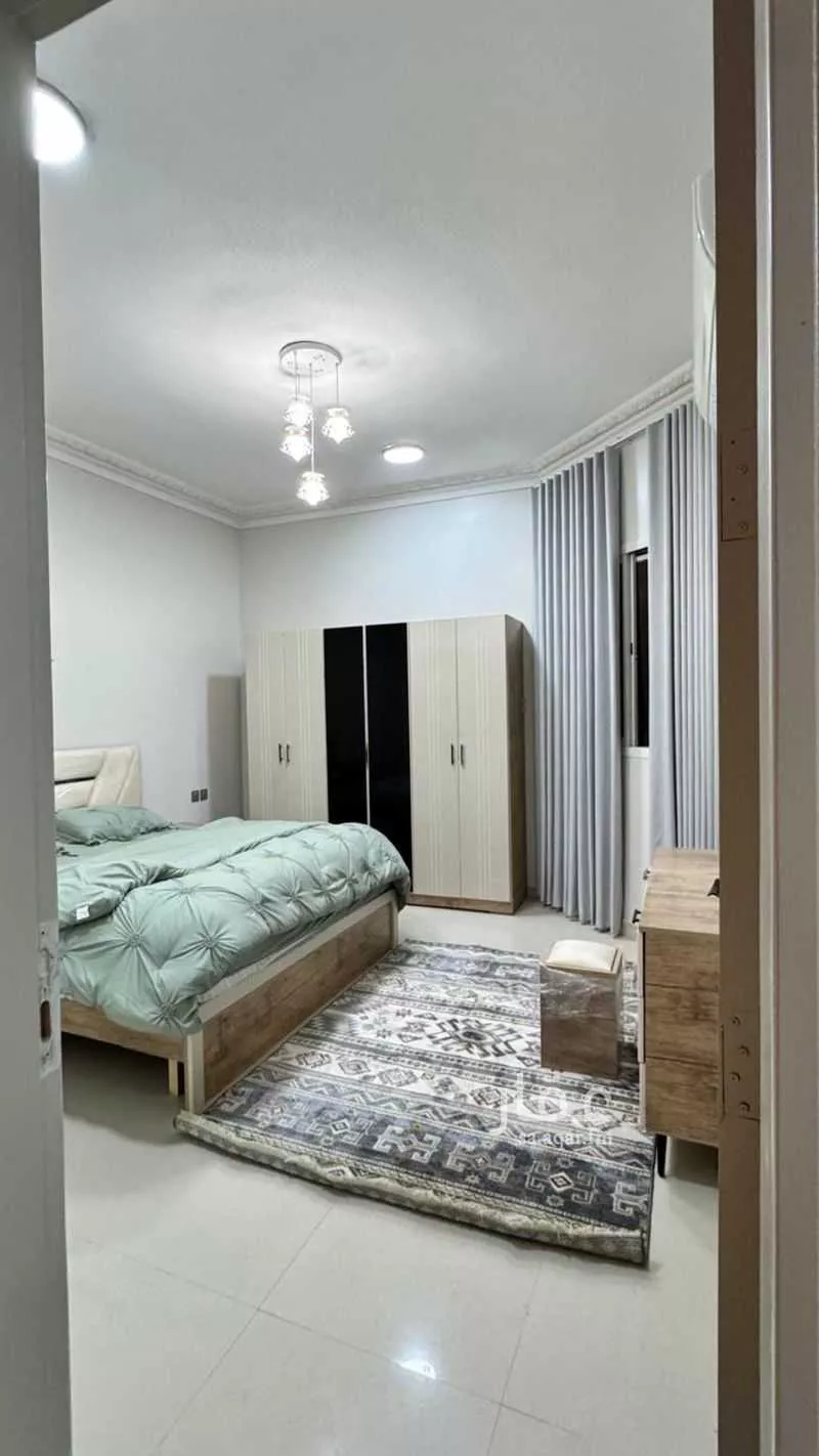 2 bedroom floor in Al Aziziyah 3