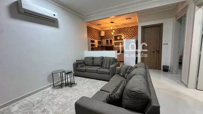 2 bedroom floor in Al Aziziyah 4