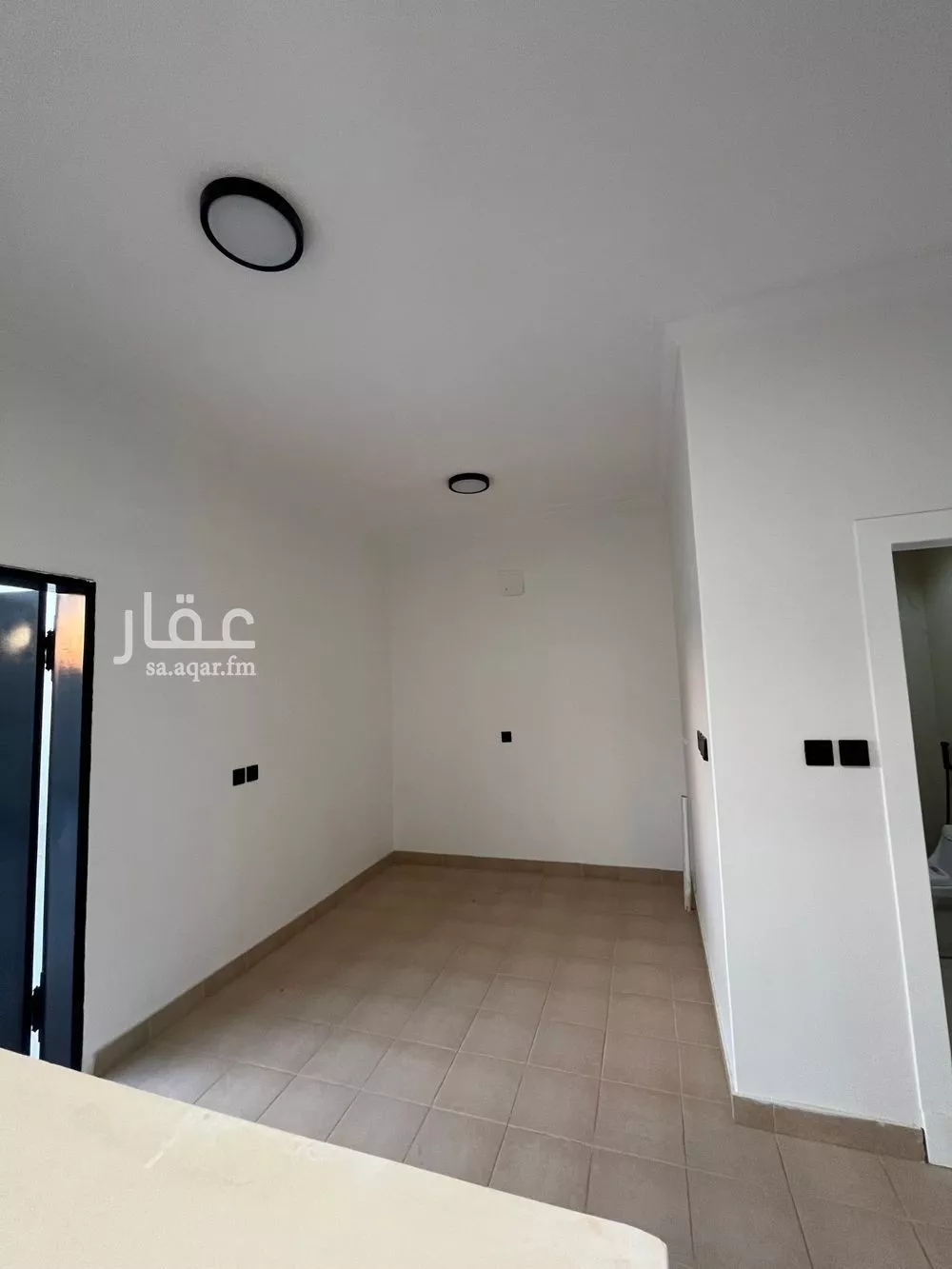 فيلا 5 غرف في الحزم 37