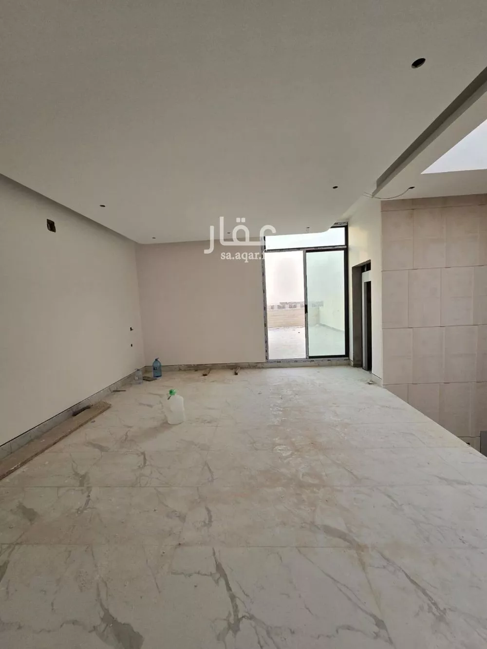 5 bedroom villa in Al Narjis 5