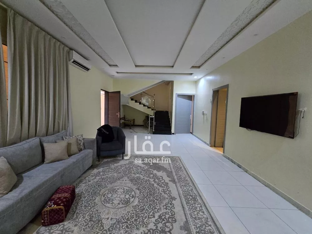 فيلا 8 غرف في بدر 13