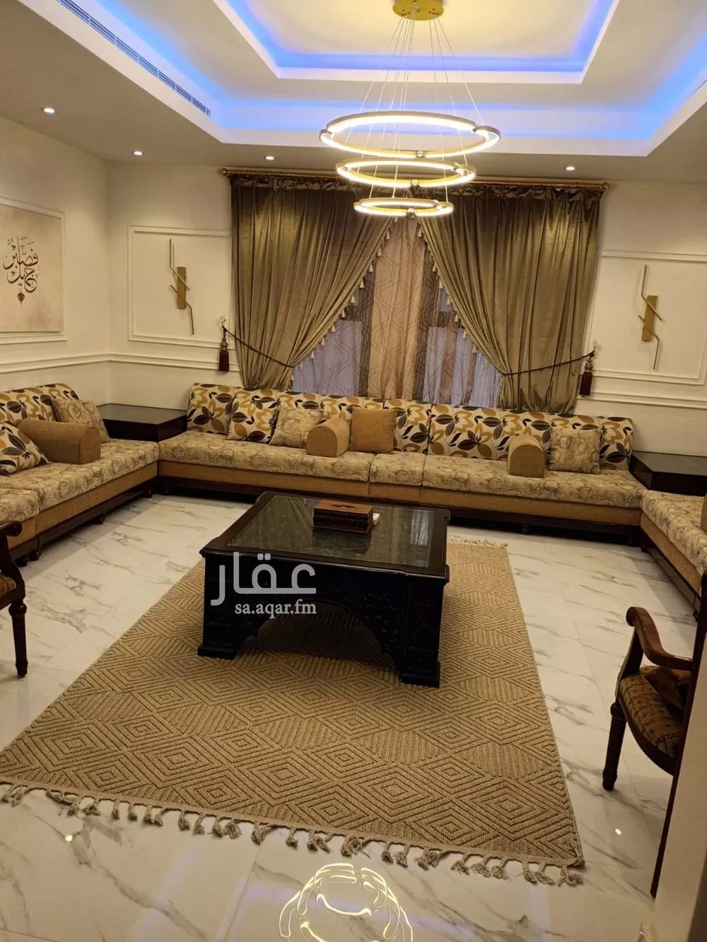 فيلا 5 غرف في العارض 19