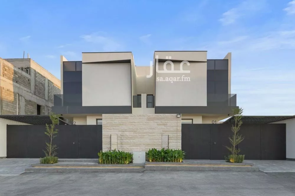 5 bedroom villa in Al Narjis 12