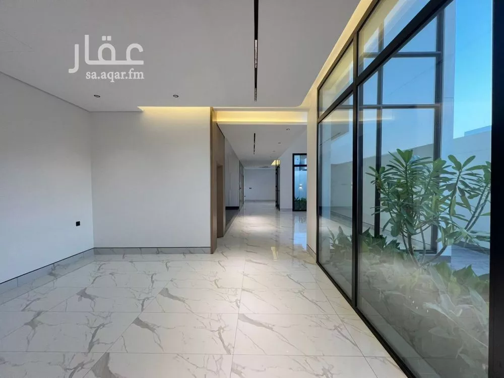 5 bedroom villa in Al Narjis 8