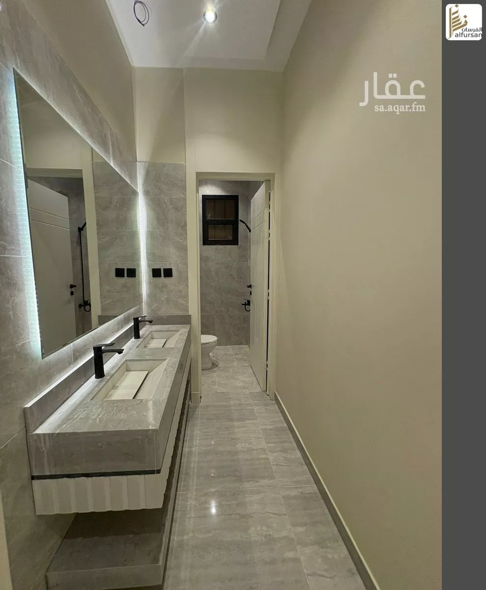 7 bedroom villa in Al Uraija Al Gharbiyah 4