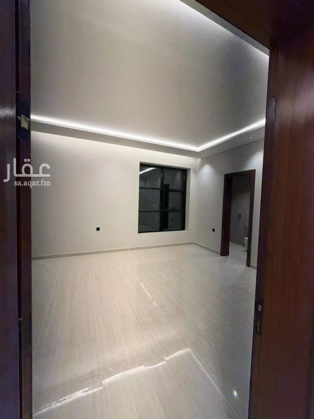 فيلا 8 غرف في المهدية 10