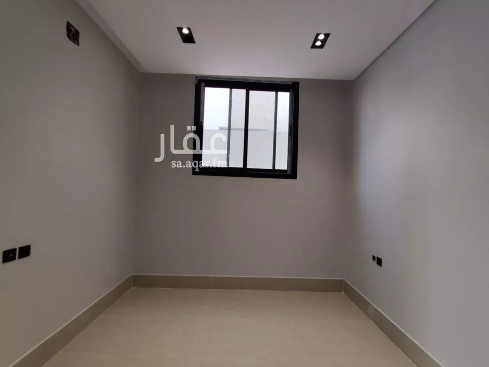 7 bedroom villa in Al Uraija Al Gharbiyah 2