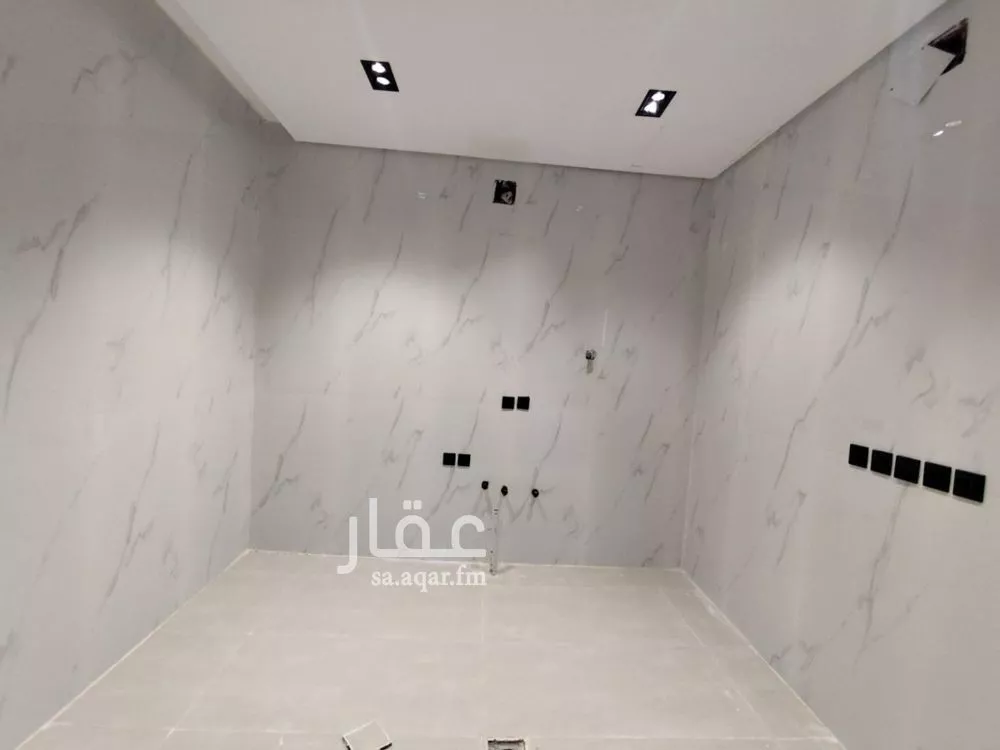 7 bedroom villa in Al Uraija Al Gharbiyah 11