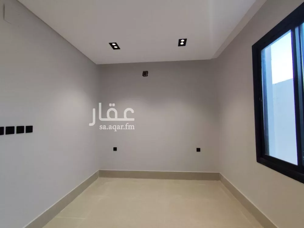 7 bedroom villa in Al Uraija Al Gharbiyah 17