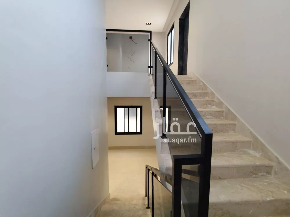 7 bedroom villa in Al Uraija Al Gharbiyah 5