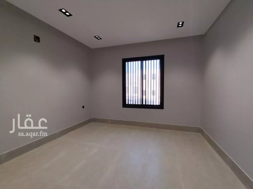 7 bedroom villa in Al Uraija Al Gharbiyah 10