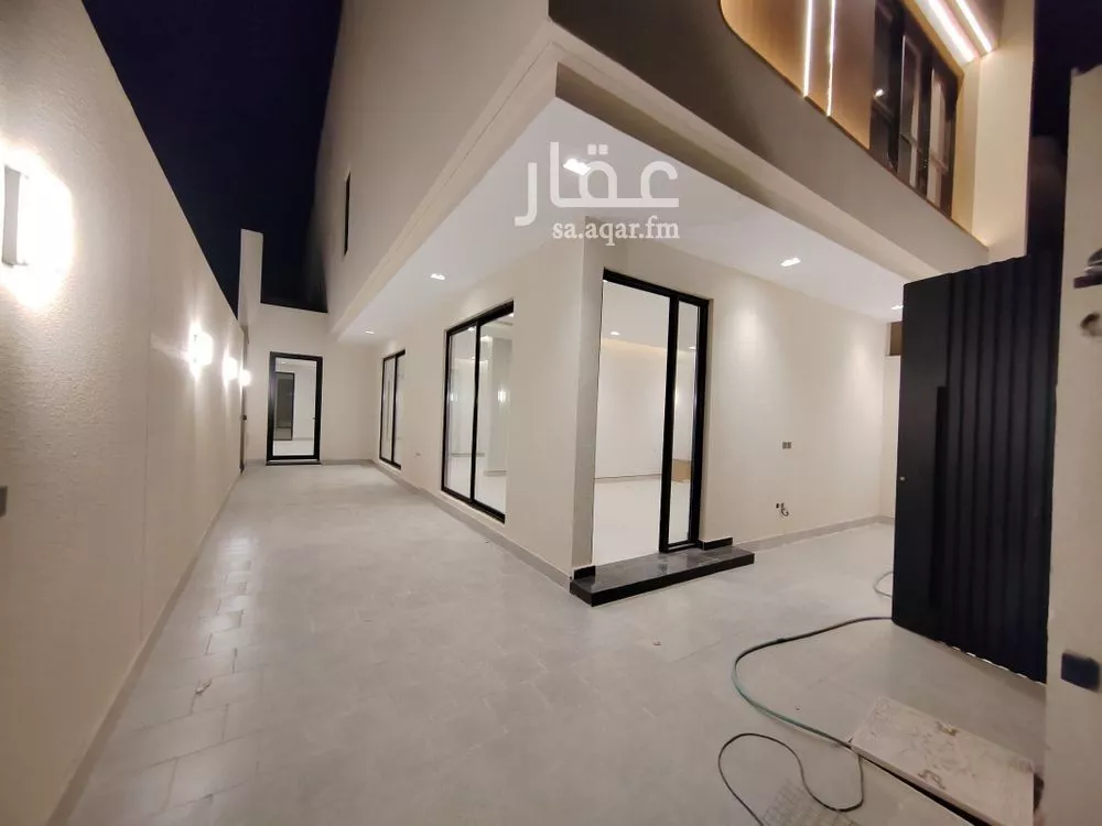 5 bedroom villa in Al Rimal 6