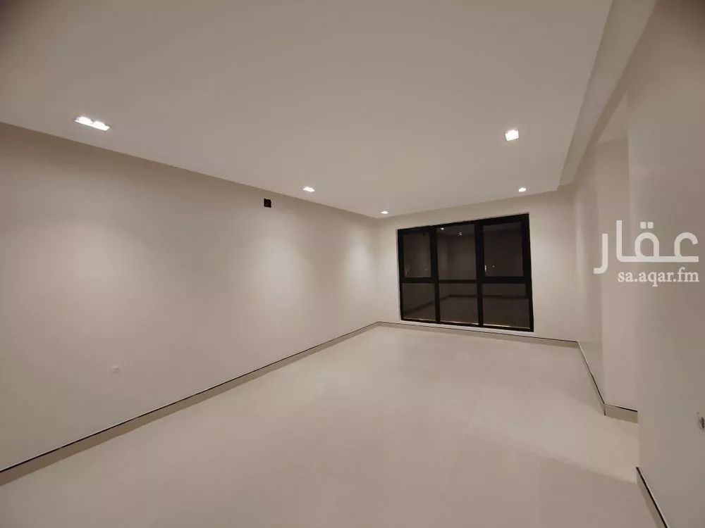 5 bedroom villa in Al Rimal 10