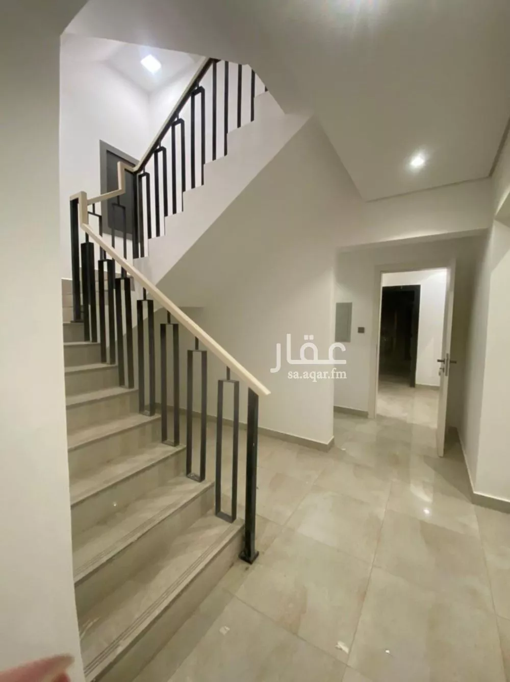 5 bedroom villa in Al Narjis 6