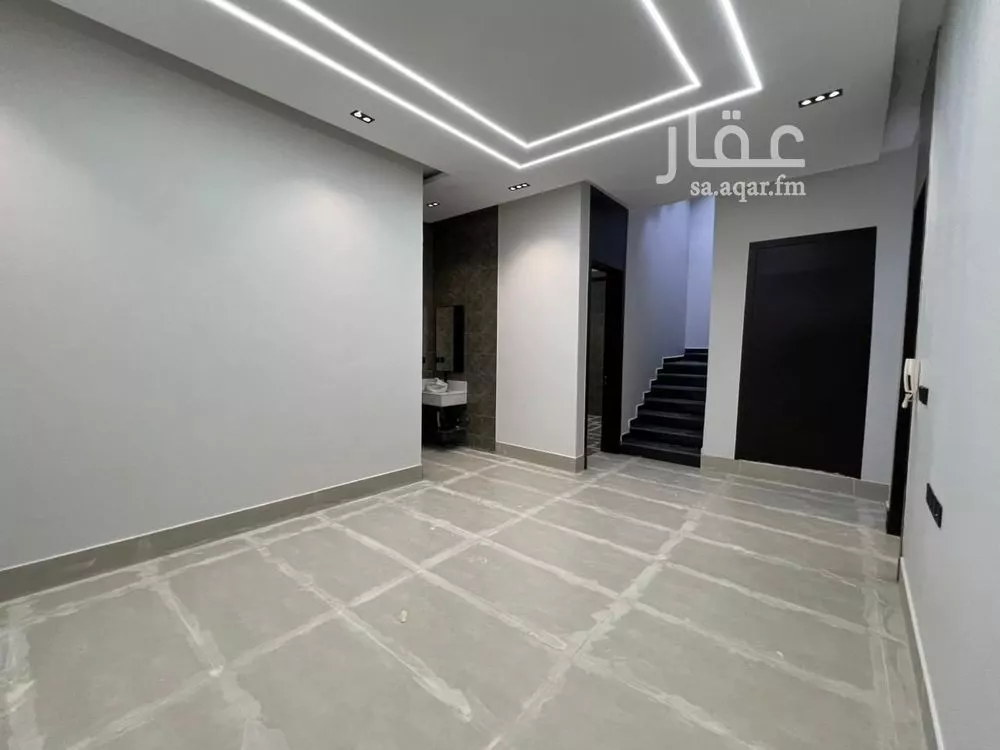 6 bedroom villa in Al Uraija Al Gharbiyah 17