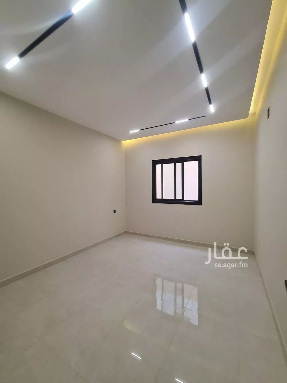 فيلا 6 غرف في ظهرة نمار 12