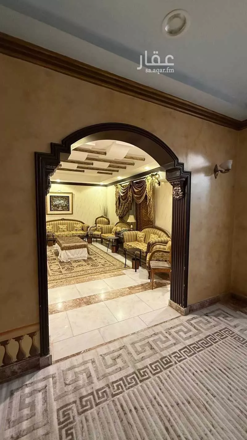 7 bedroom villa in Al Sahafah 4