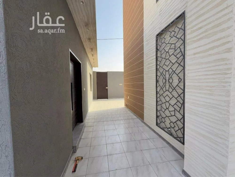 8 bedroom villa in Banban 2