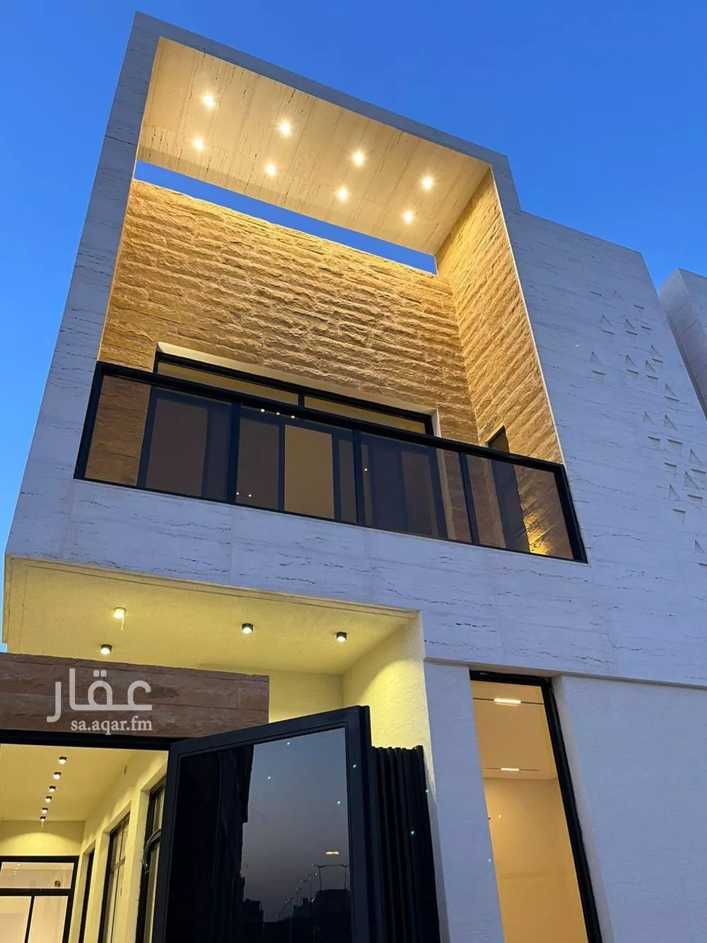 6 bedroom villa in Al Mahdiyyah 3