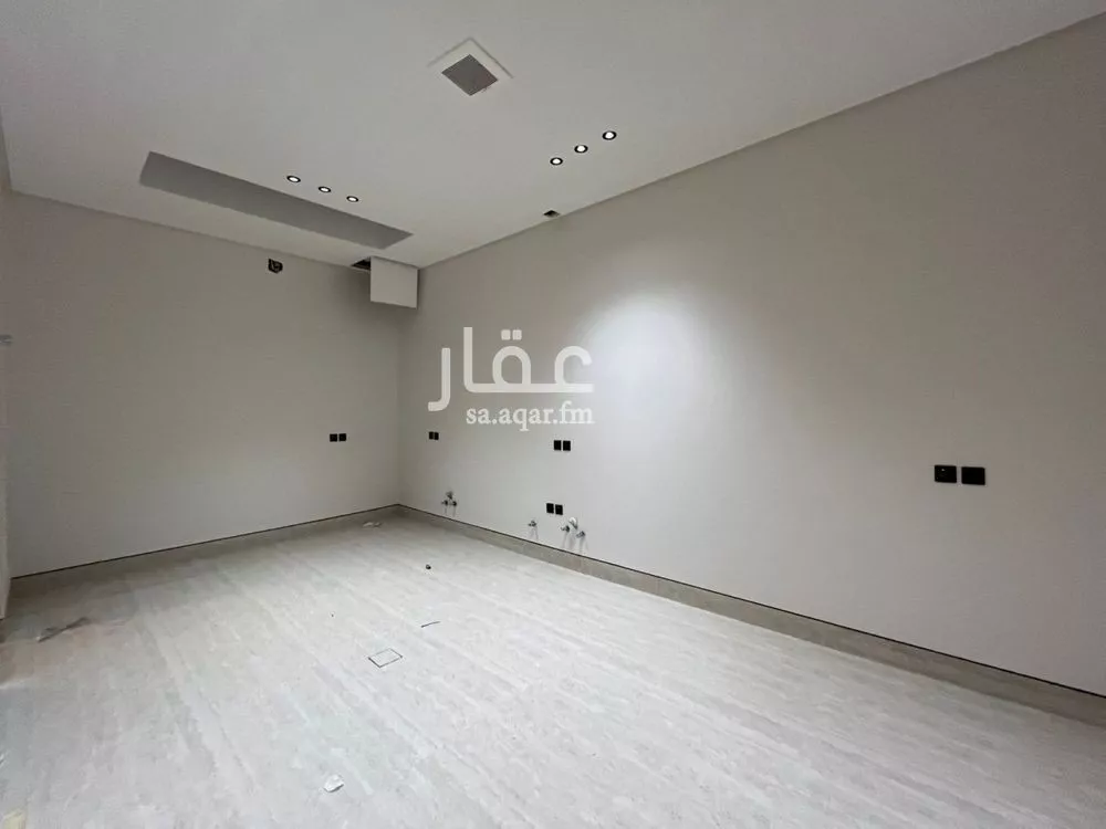 6 bedroom villa in Al Mahdiyyah 26