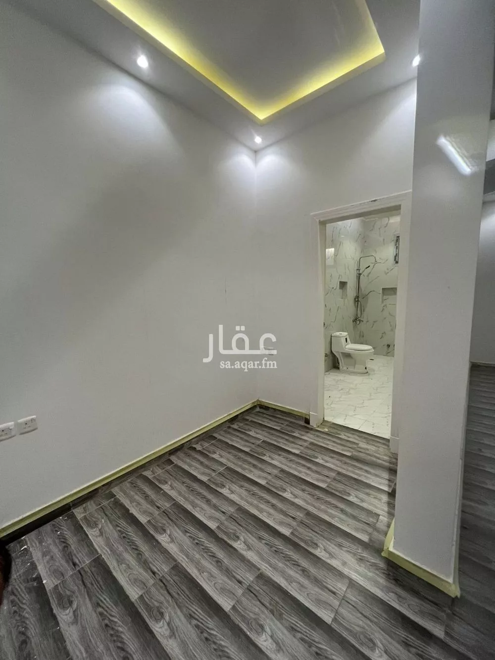 5 bedroom villa in Al Aridh 2