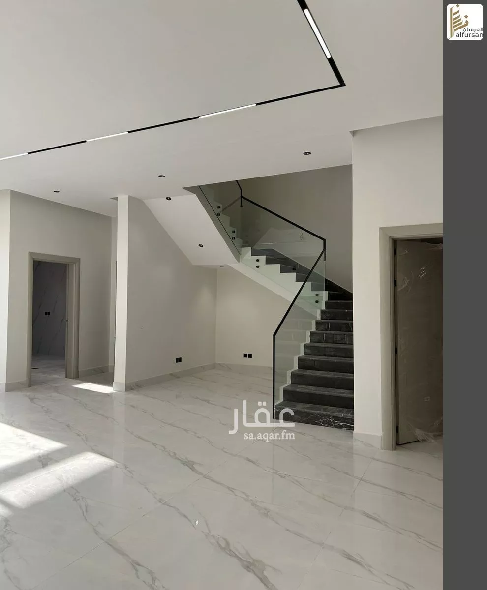 7 bedroom villa in Dhahrat Namar 11