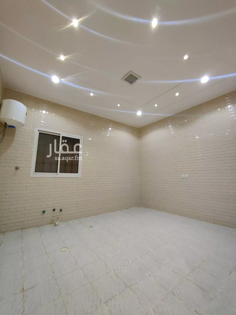 8 bedroom villa in Al Rimal 2