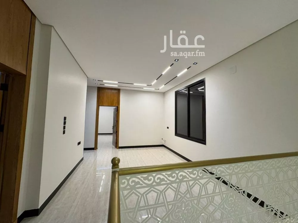 5 bedroom villa in Al Rimal 13