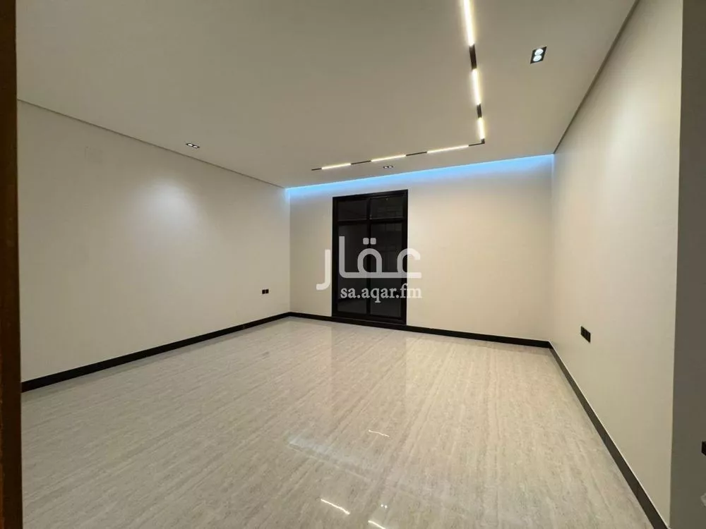 5 bedroom villa in Al Rimal 14