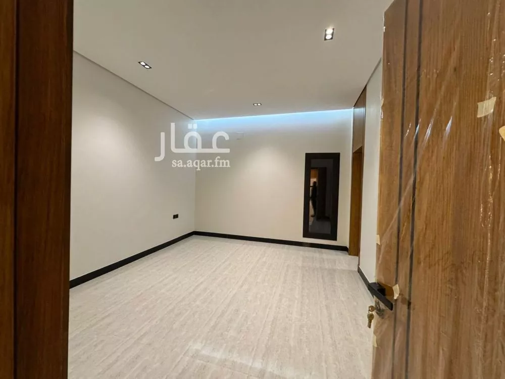 5 bedroom villa in Al Rimal 19