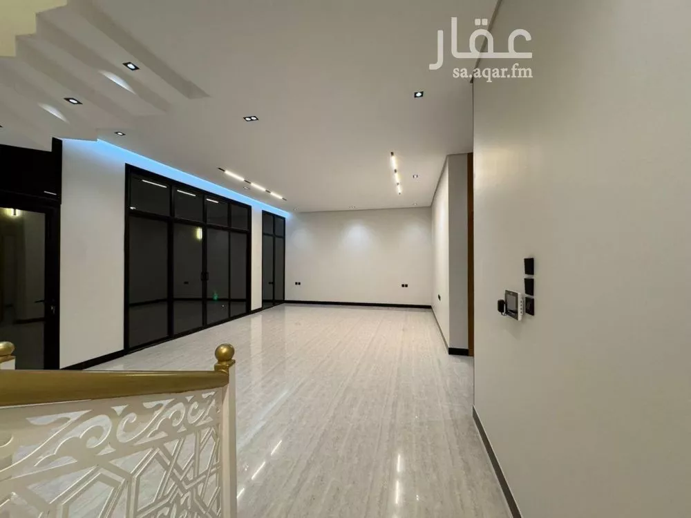 5 bedroom villa in Al Rimal 4