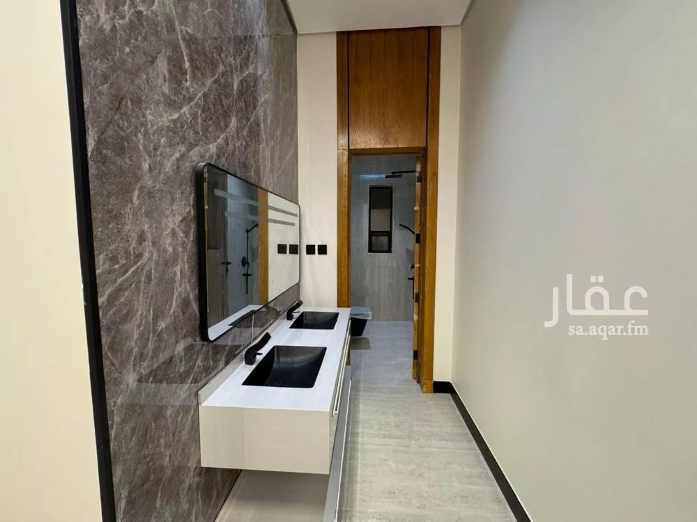 5 bedroom villa in Al Rimal 6