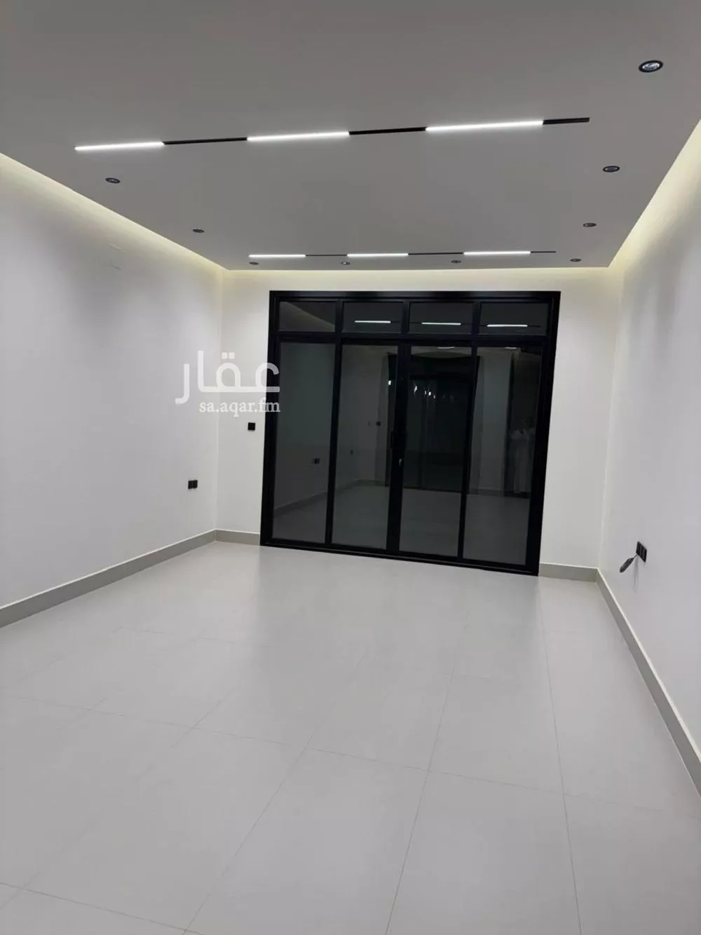 5 bedroom villa in Al Narjis 10