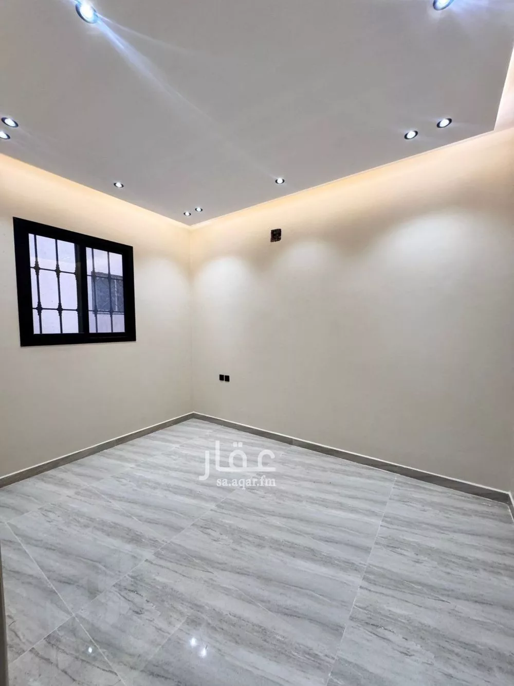 5 bedroom villa in Al Uraija Al Gharbiyah 2