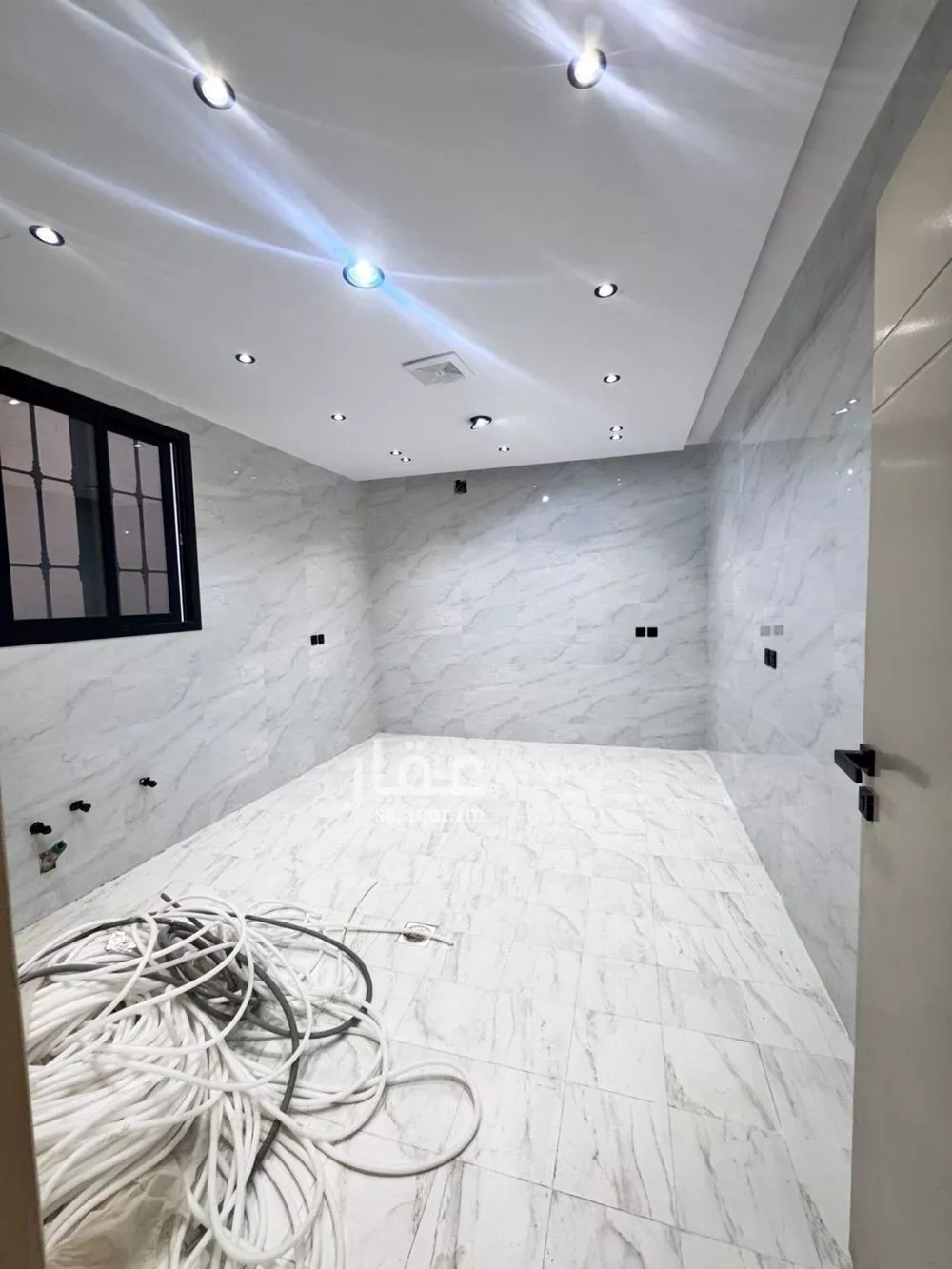 5 bedroom villa in Al Uraija Al Gharbiyah 11