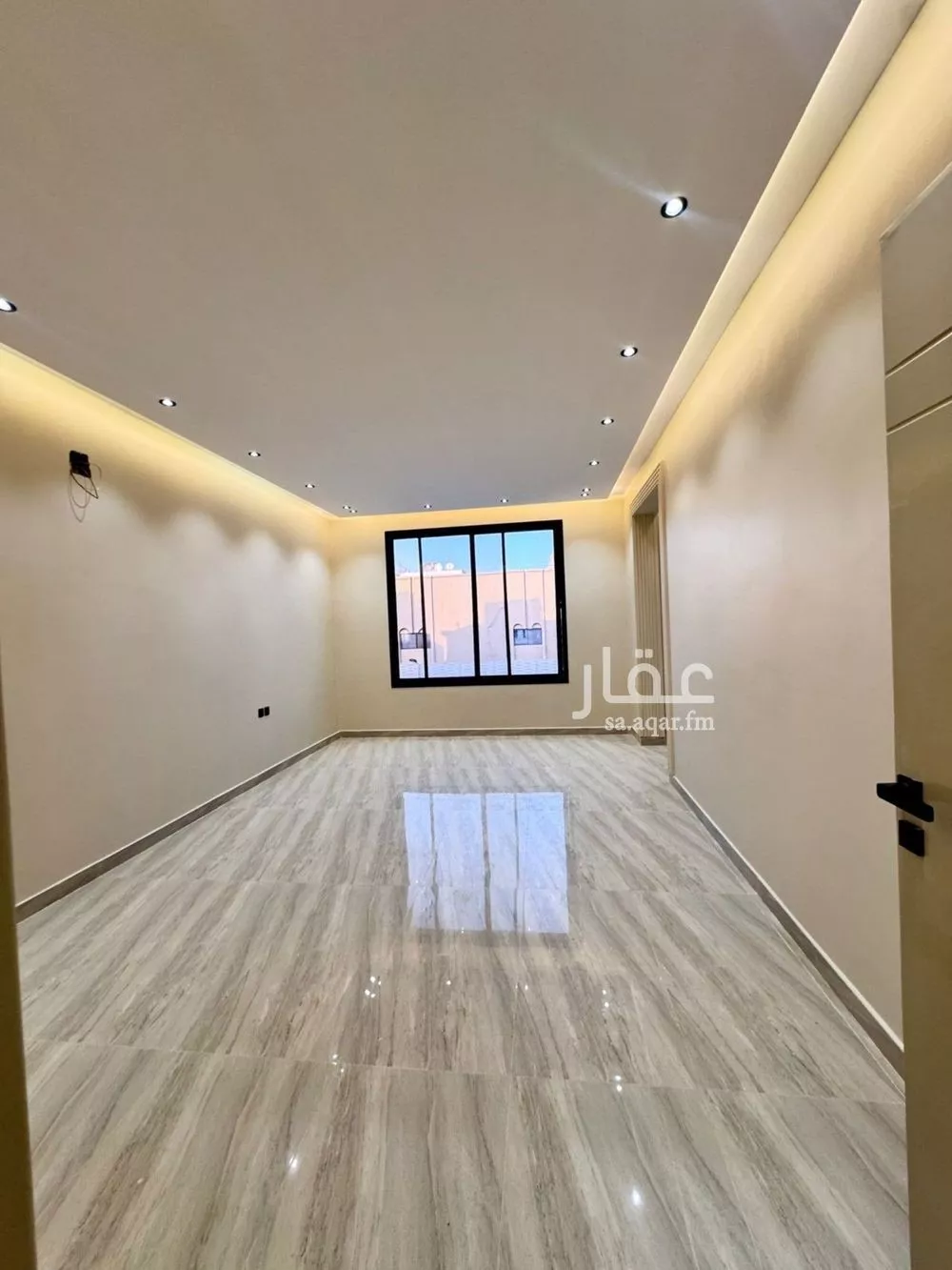 5 bedroom villa in Al Uraija Al Gharbiyah 3