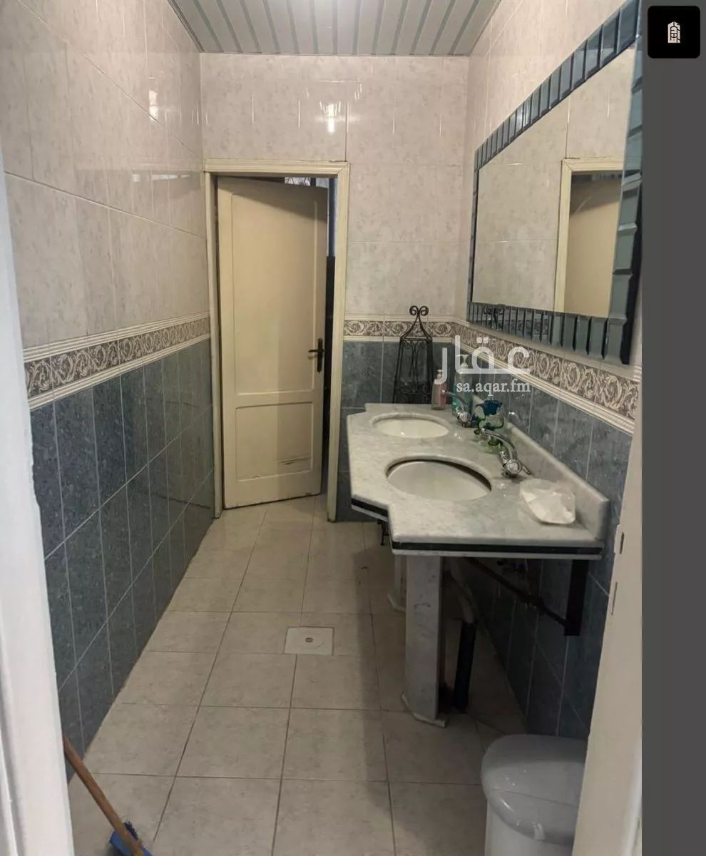 7 bedroom villa in Al Malaz 11
