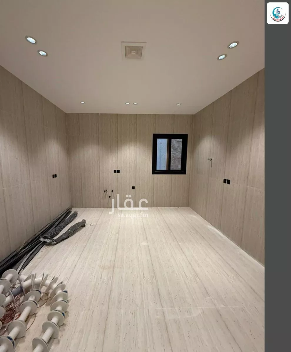 8 bedroom villa in Al Janadriyah 4