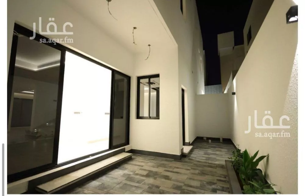 4 bedroom villa in Al Aridh 6