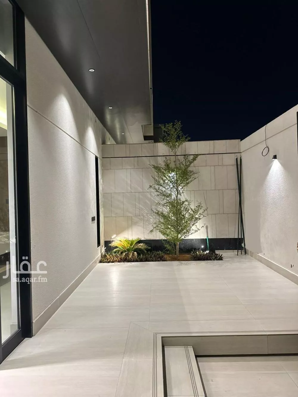 4 bedroom villa in Al Malaz 15
