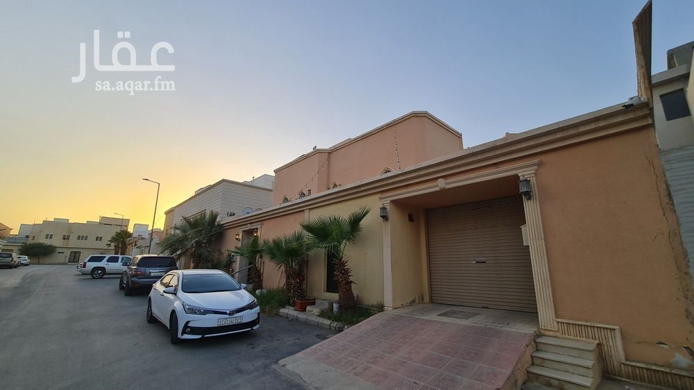 5 bedroom villa in Shubra, Riyadh 13