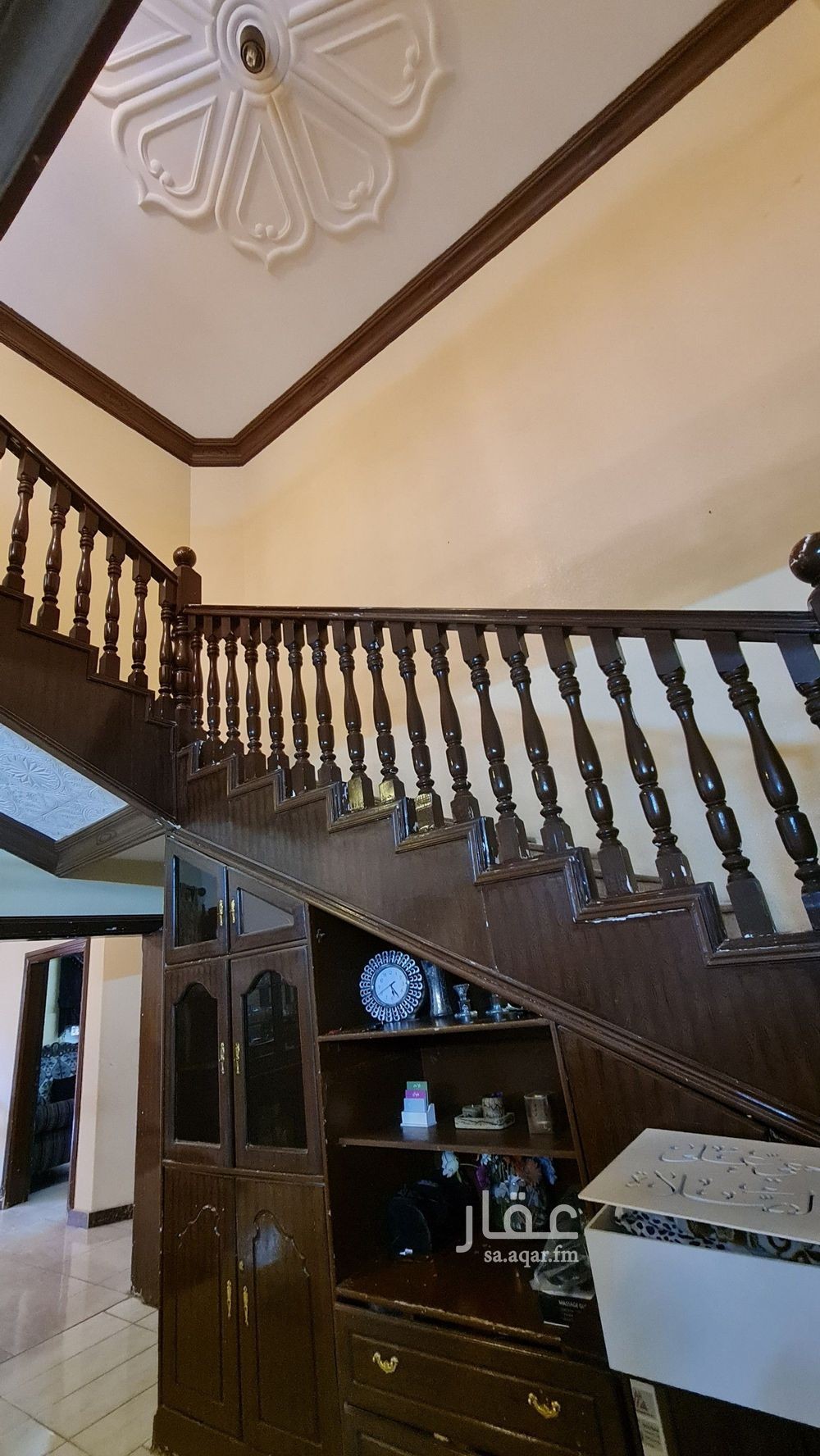 5 bedroom villa in Shubra, Riyadh 22