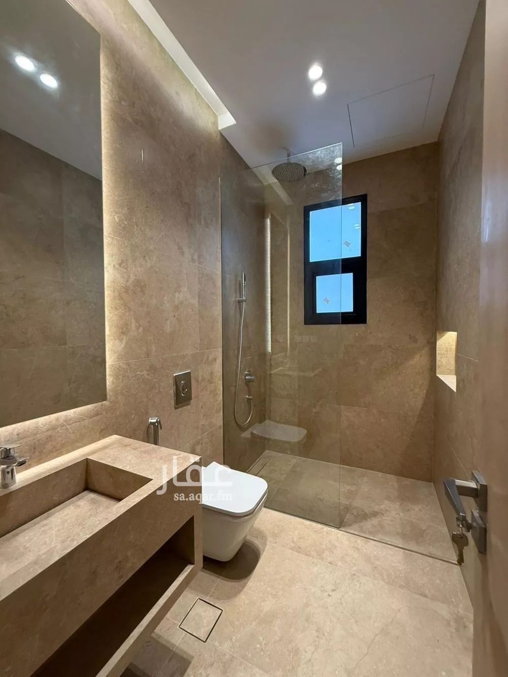 5 bedroom villa in Salah Ad Din 3